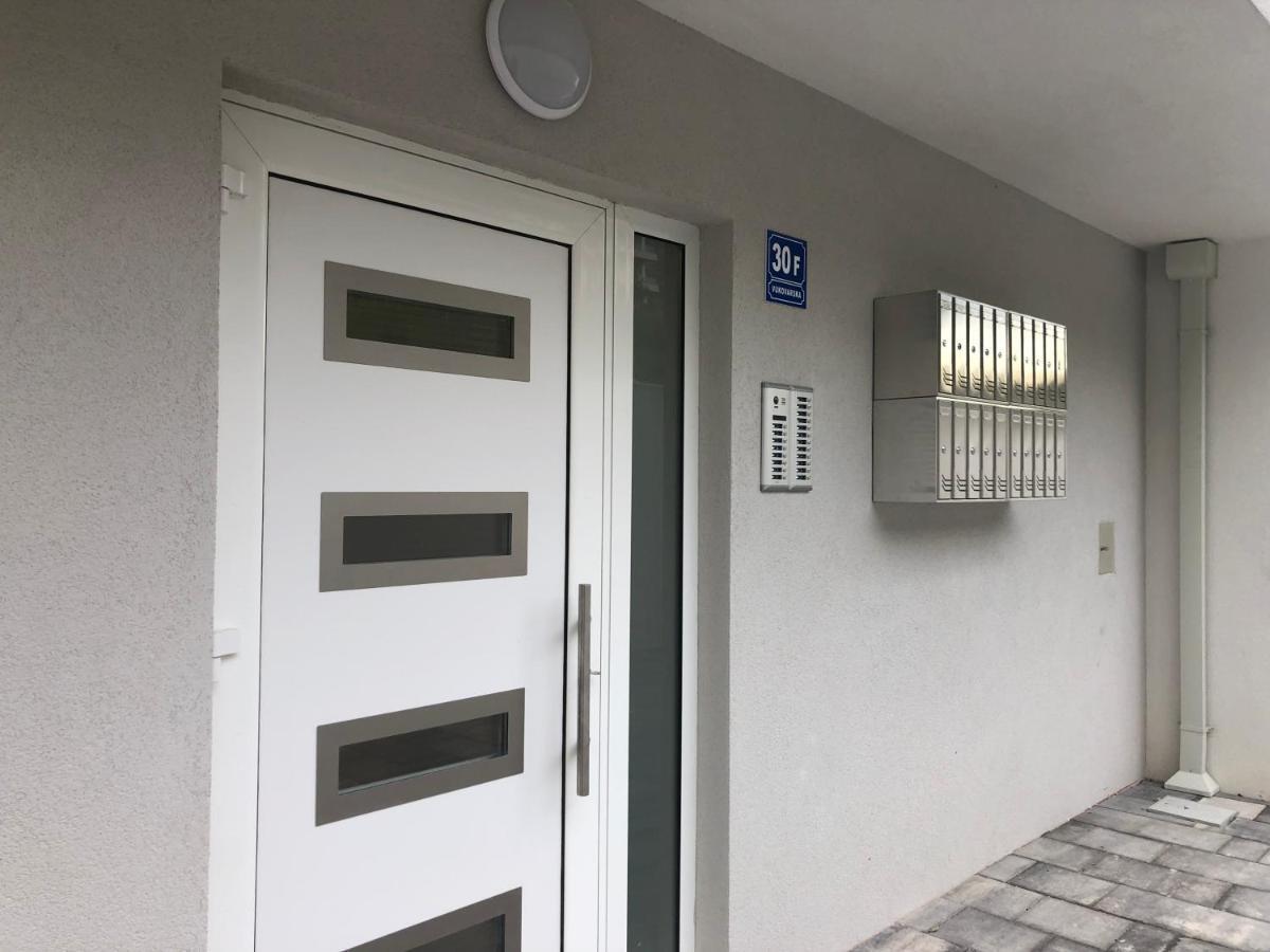 Apartment Flora Makarska Exterior foto